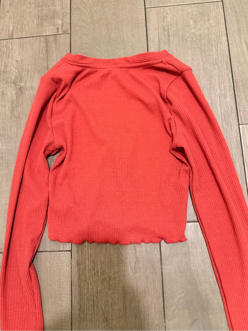 Love Tree Coral Ribbed Cropped Button-Front Top - Picture 4 of 8